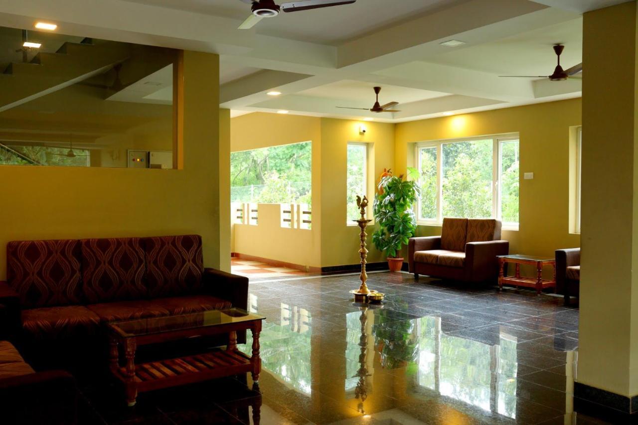 Ack Palacce Inn Yercaud Exterior foto